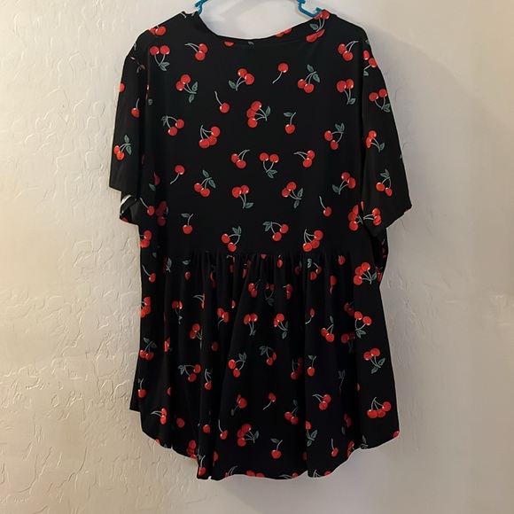 Blouse - Picture 4 of 4